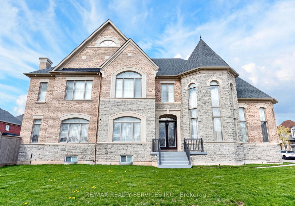 28-pendergast-court-brampton-ontario-w13450984
