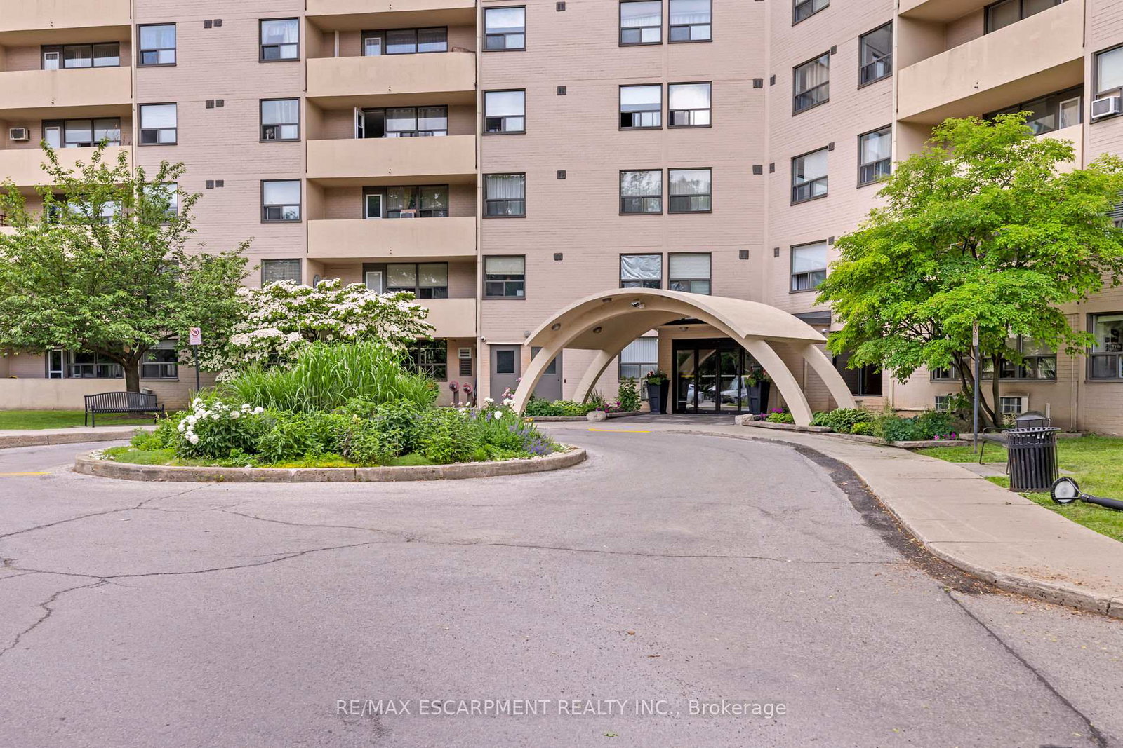 700-dynes-road-burlington-ontario-w13451046