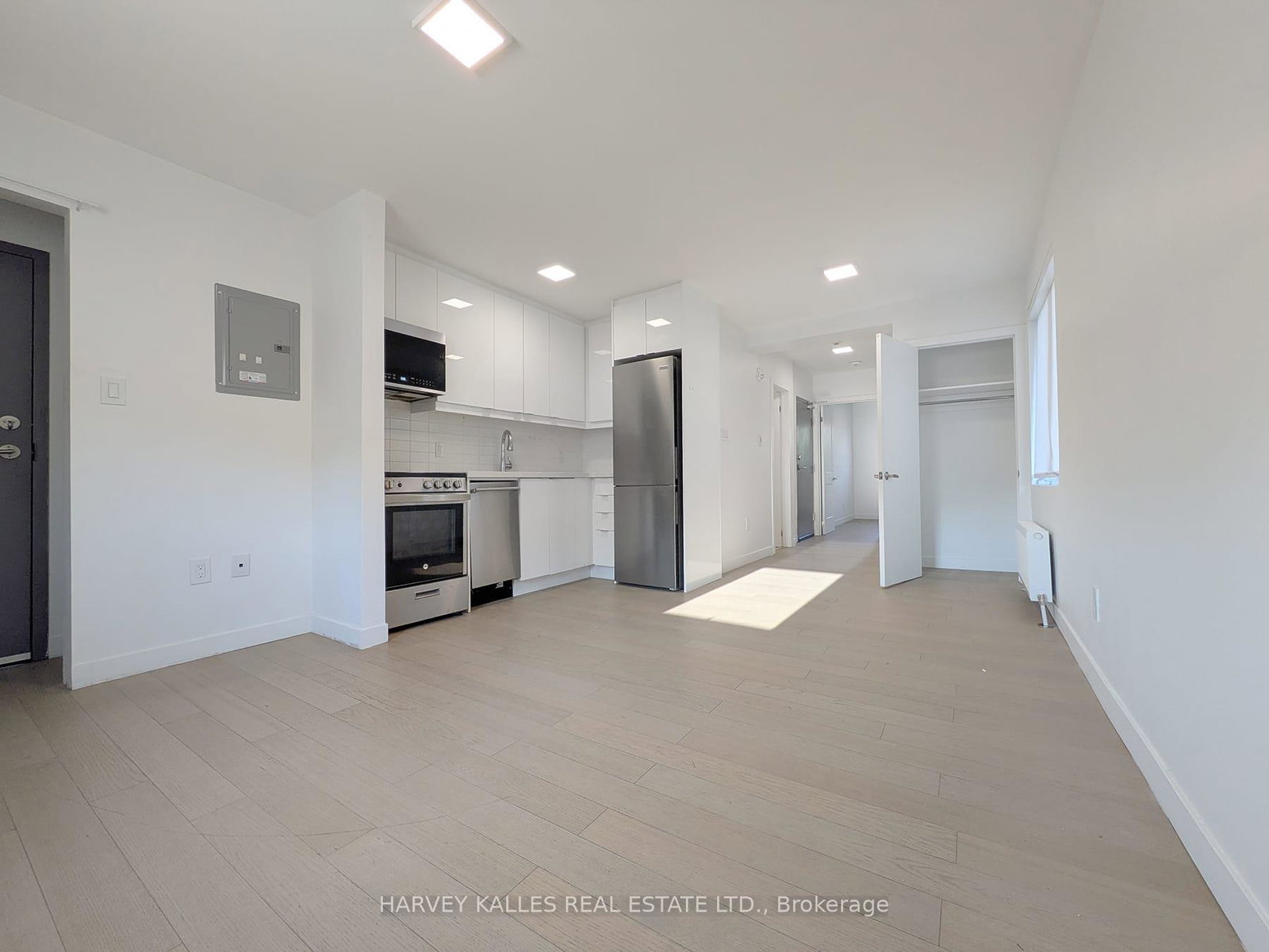 521-browns-line-etobicoke-ontario-w13451204