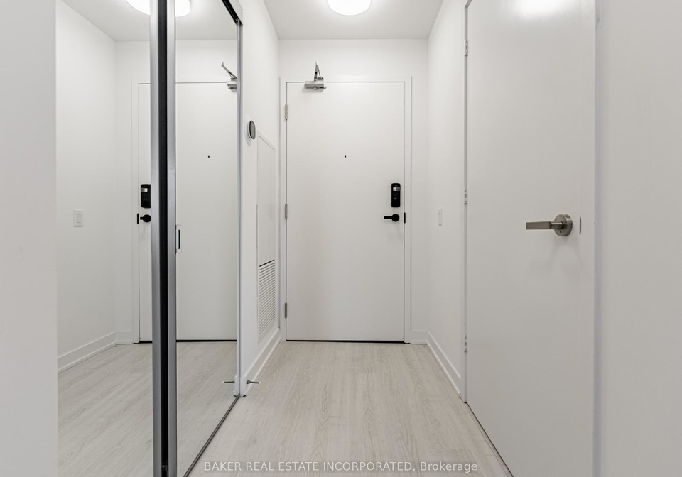 407-webb-drive-mississauga-ontario-w13451520