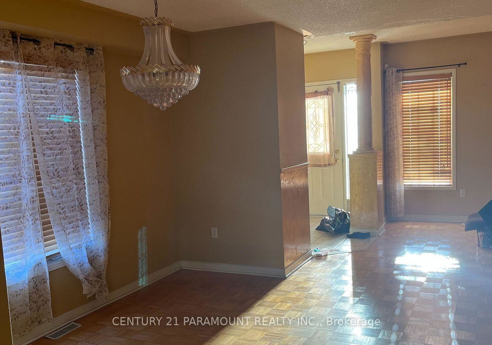 34-jewel-crescent-brampton-ontario-w13451598