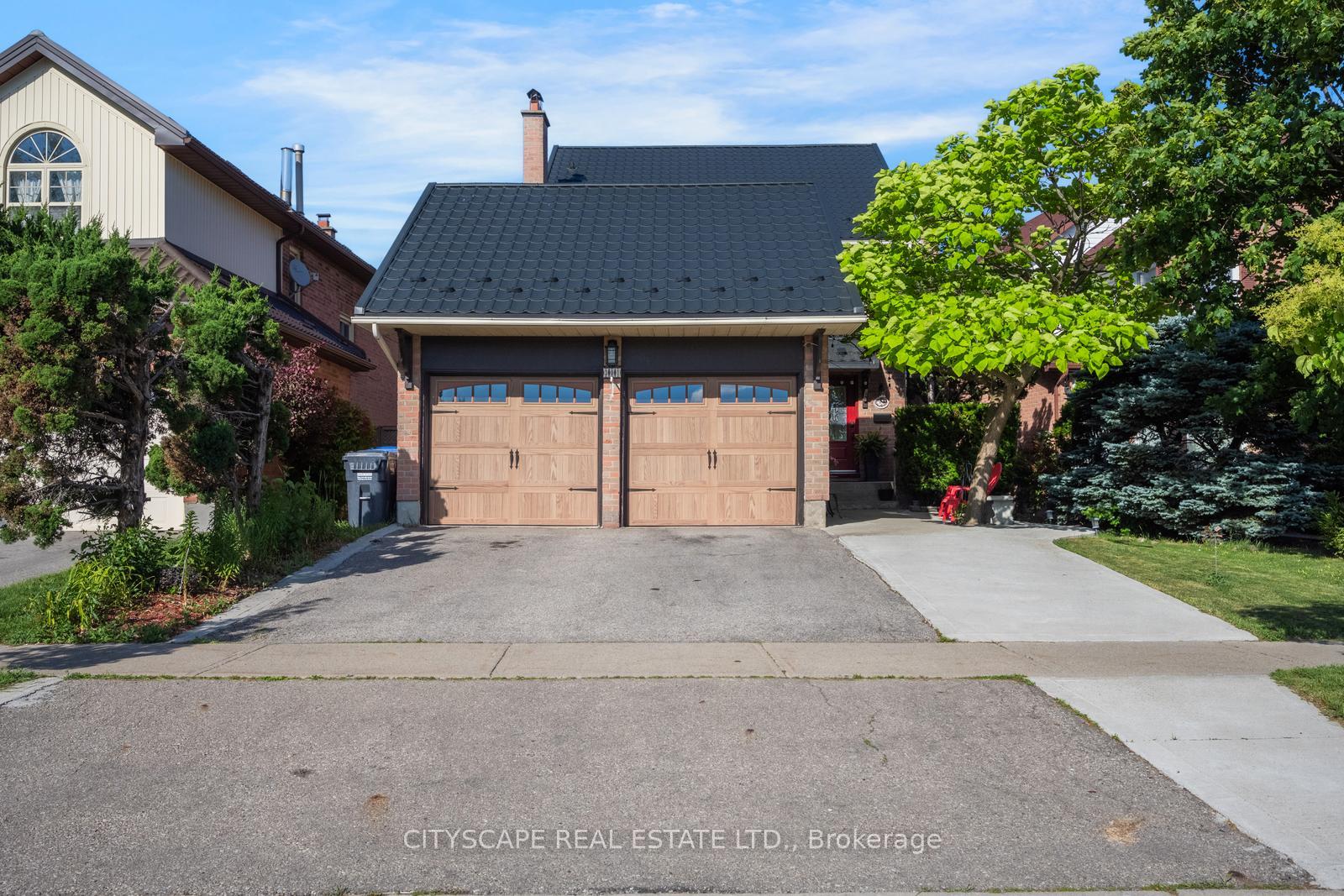 301-kingsbridge-garden-mississauga-ontario-w13451772