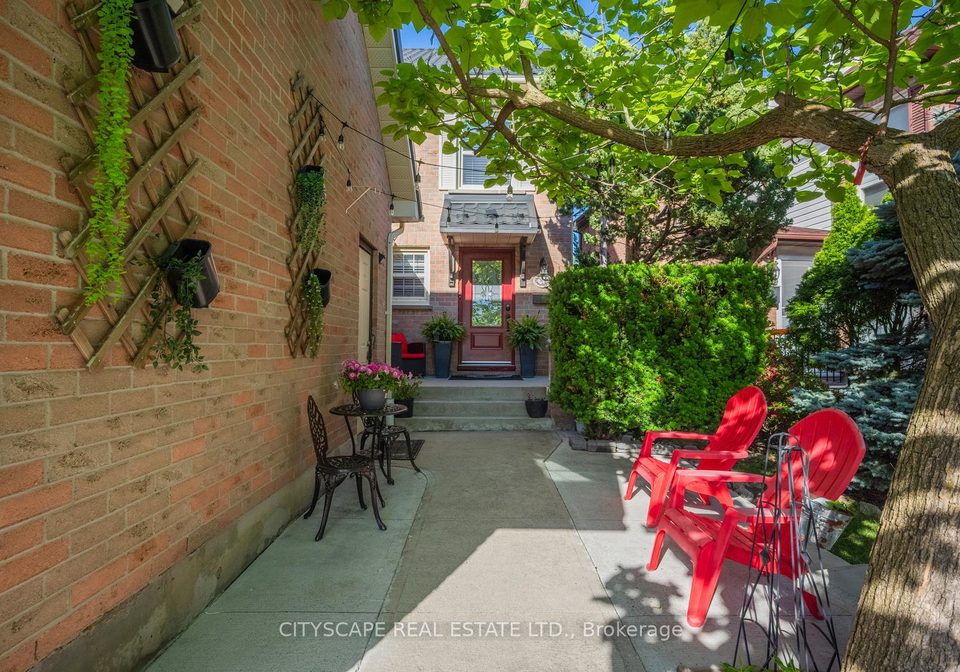 301-kingsbridge-garden-mississauga-ontario-w13451772