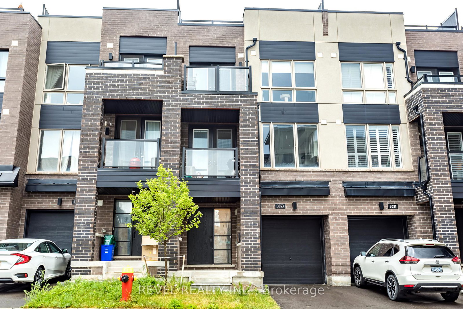 3053-blacktusk-common-oakville-ontario-w13452018
