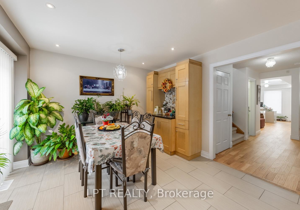 3040-bentley-drive-mississauga-ontario-w13452378