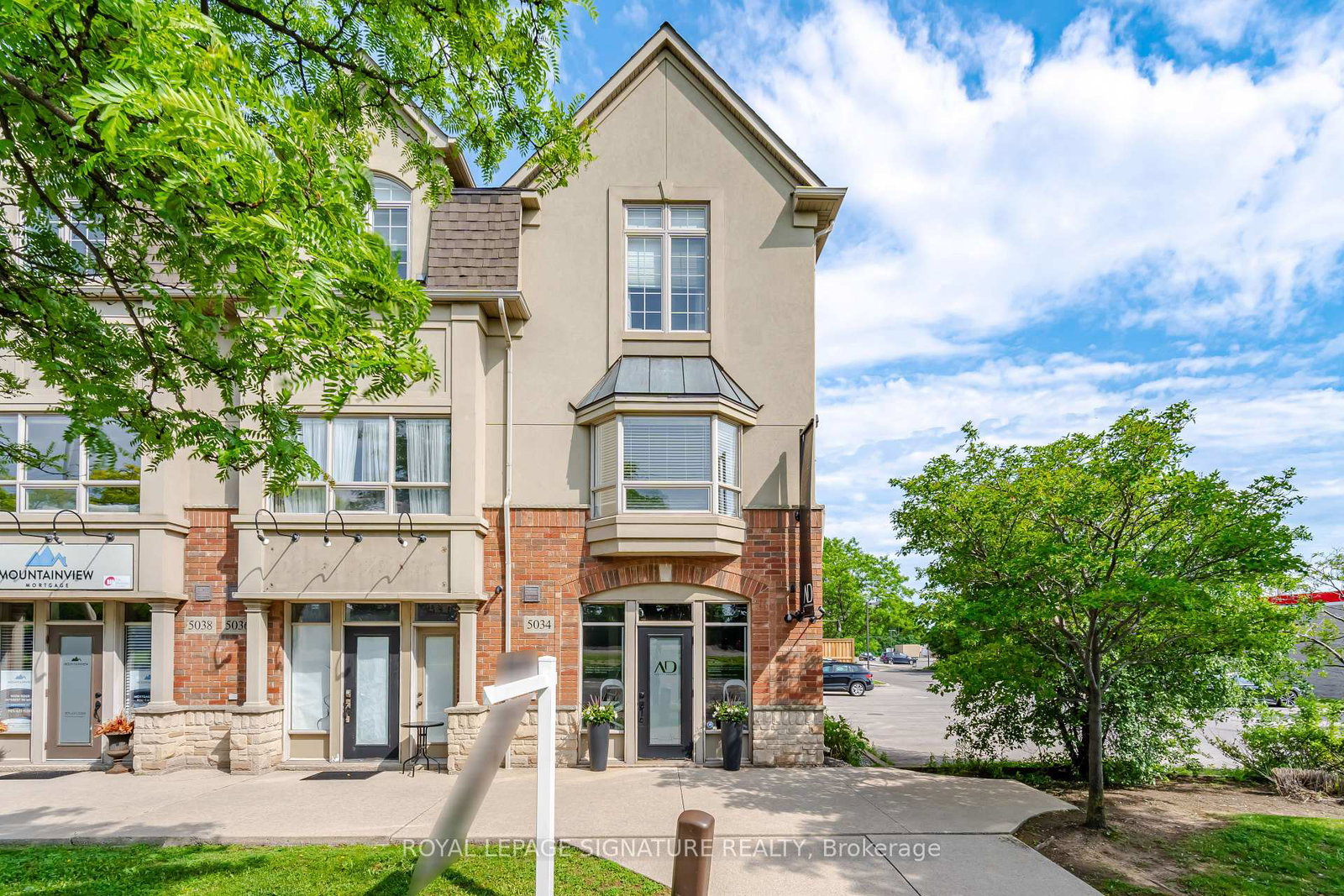 5035-bidwell-common-burlington-ontario-w13452462