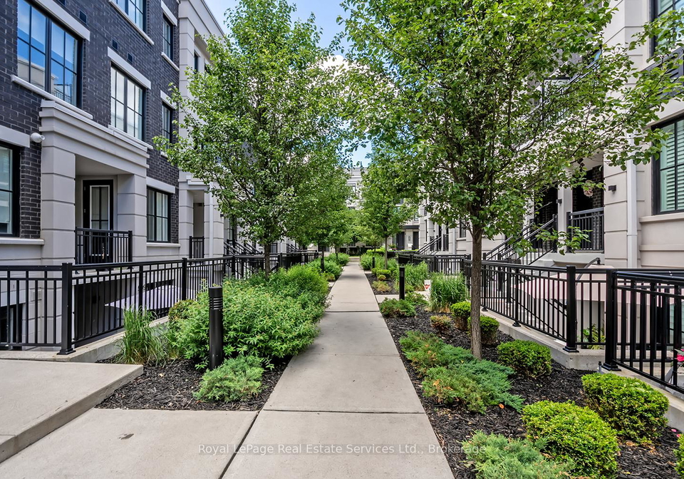 665-cricklewood-drive-mississauga-ontario-w13452518