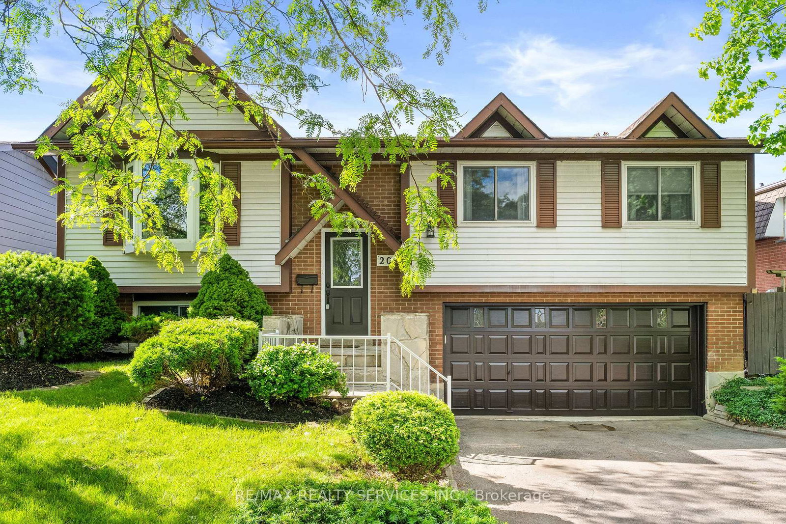 20-linkdale-road-brampton-ontario-w13452598