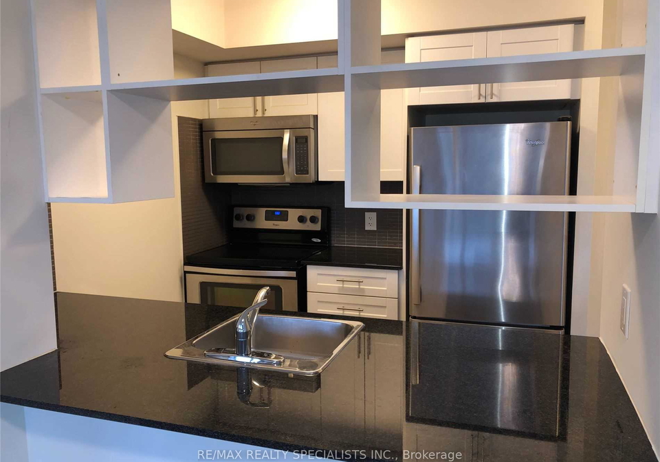 6-eva-road-etobicoke-ontario-w13452600