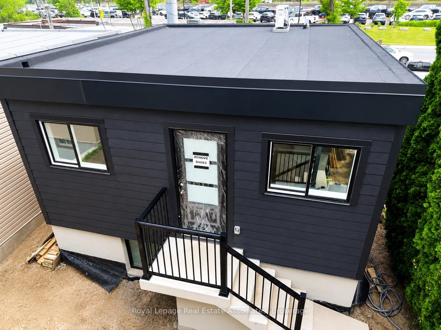 17-white-avenue-toronto-ontario-w13452614