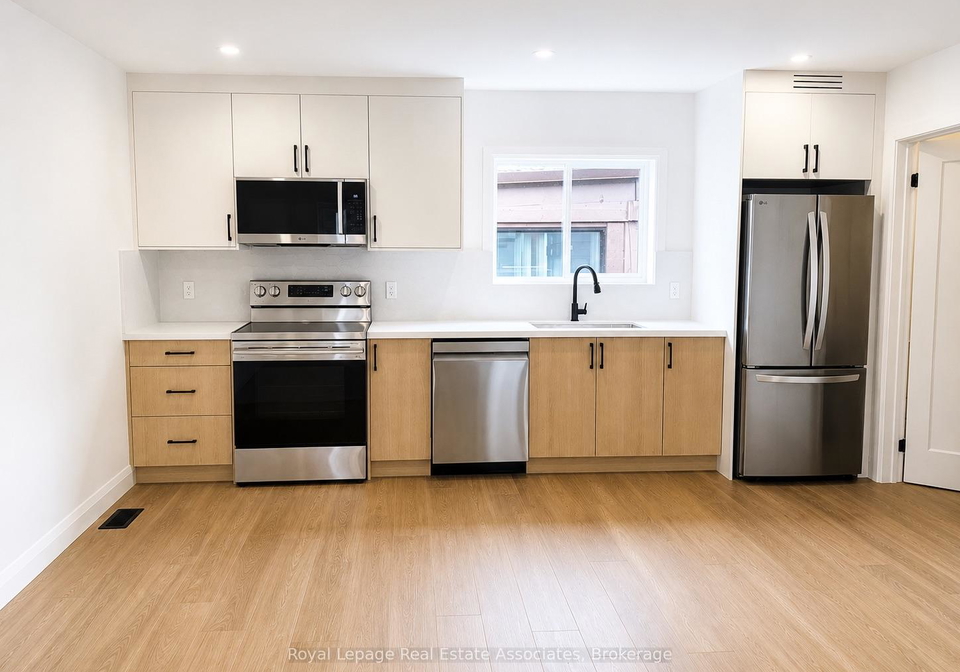 17-white-avenue-toronto-ontario-w13452614