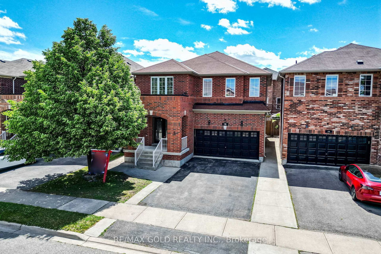 18-travis-crescent-brampton-ontario-w13452644