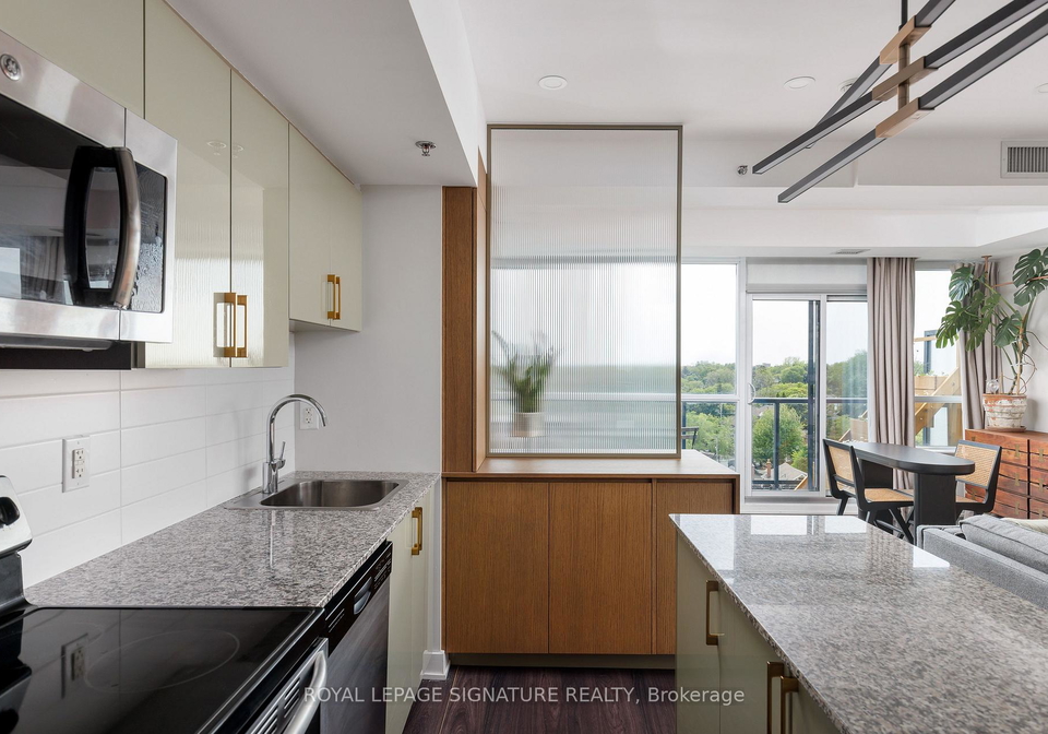 11-superior-avenue-etobicoke-ontario-w13452850