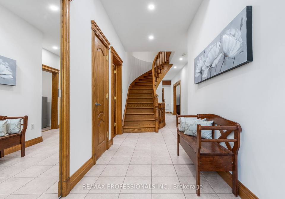 152-evans-avenue-etobicoke-ontario-w13452926