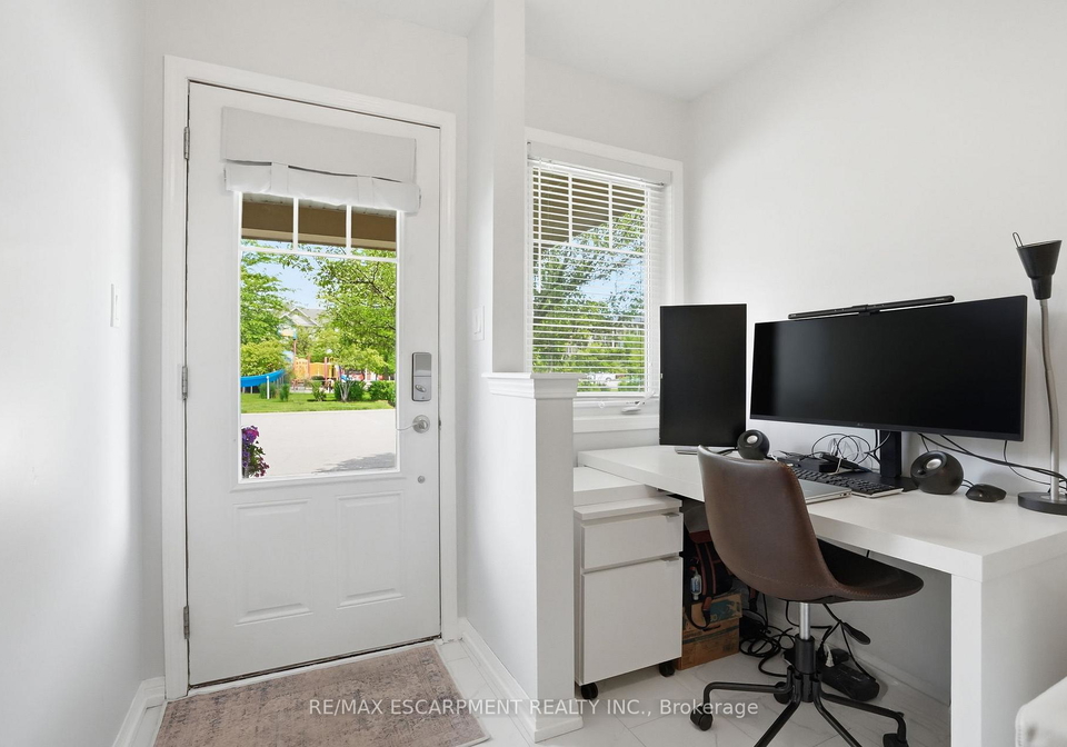 3050-rotary-way-burlington-ontario-w13452954