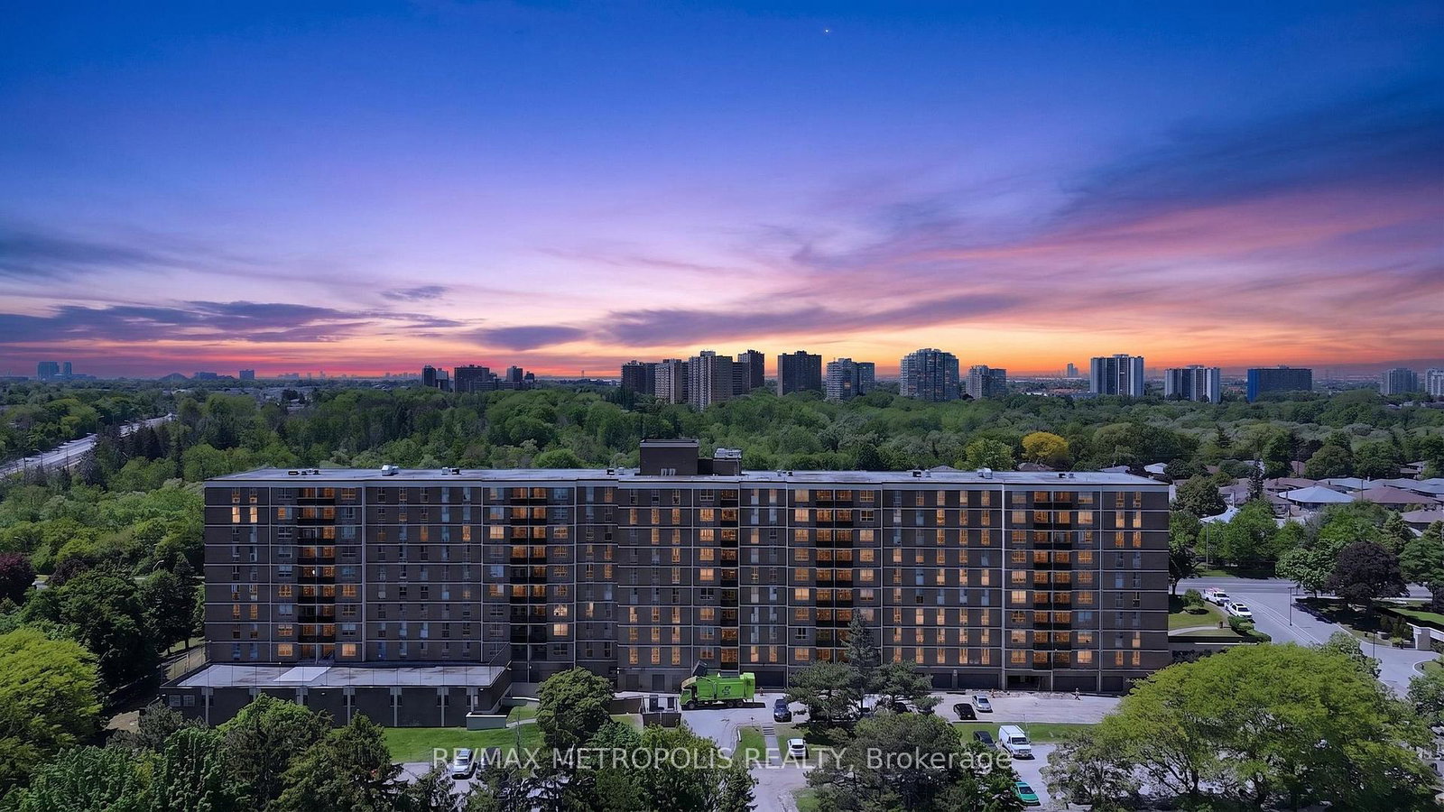 2825-islington-avenue-york-ontario-w13453020