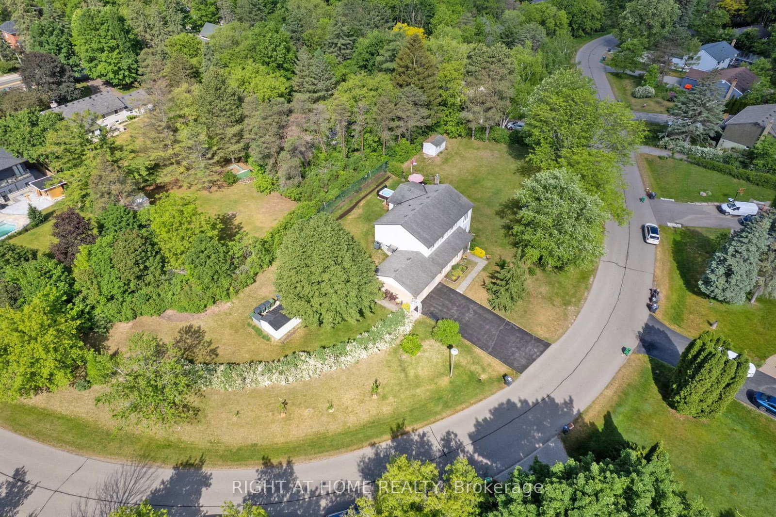 10-munro-street-caledon-ontario-w13453044