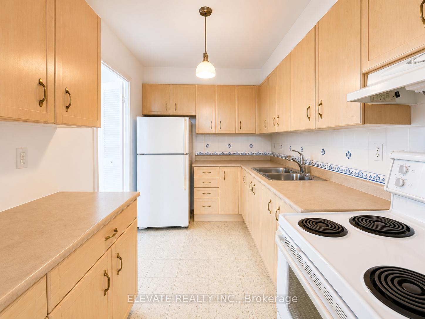360-ridelle-avenue-north-york-ontario-w13453074