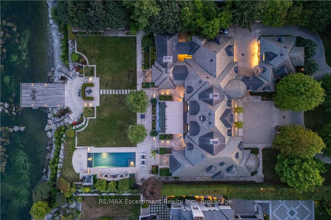 2054-lakeshore-road-e-oakville-ontario-w13453124