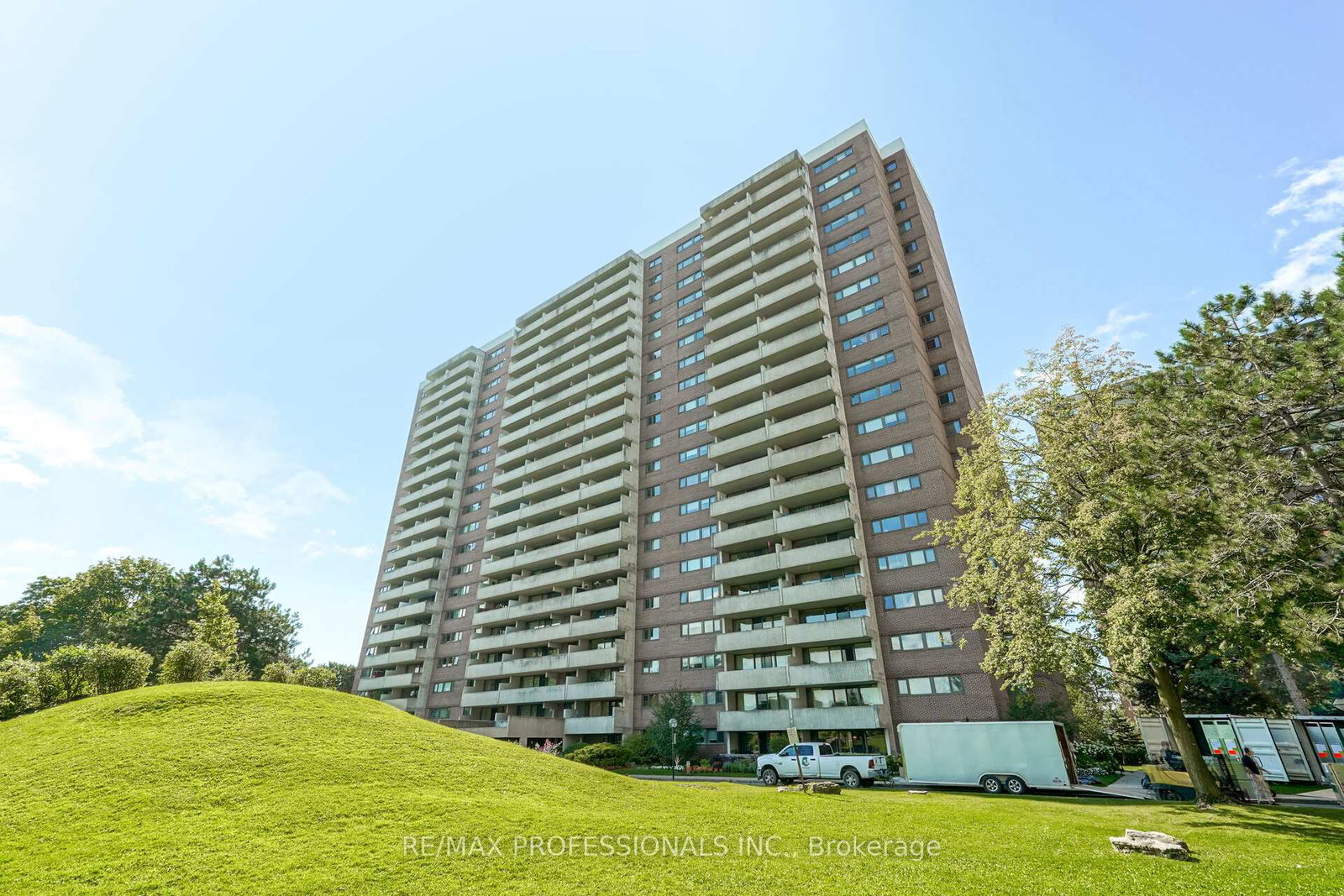 250-scarlett-road-toronto-ontario-w13453316