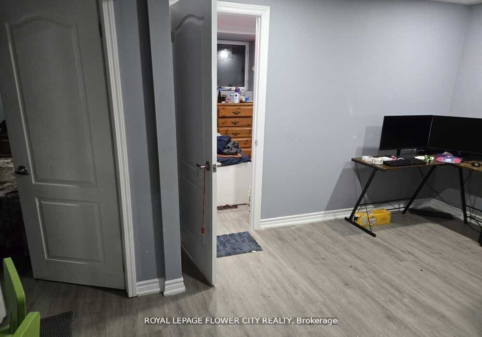 18-saint-eugene-street-brampton-ontario-w13453426