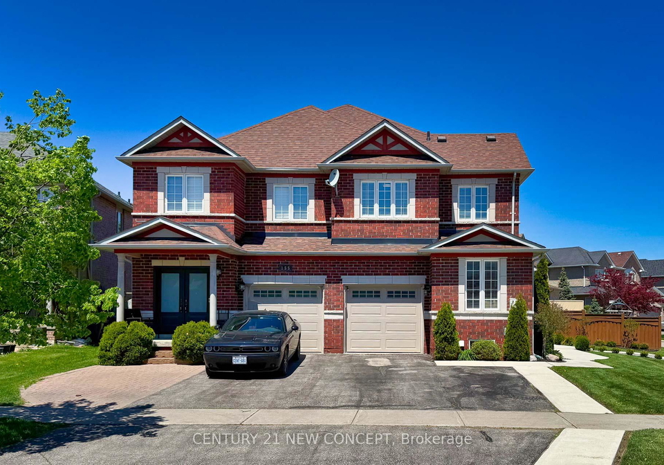 3-humbershed-crescent-caledon-ontario-w13453504