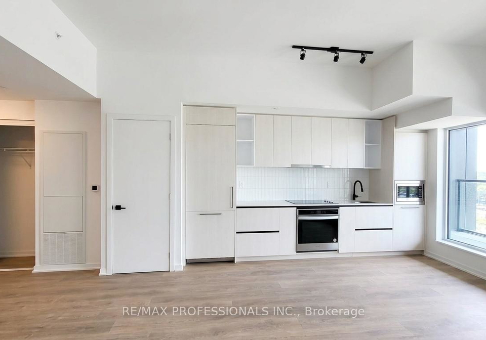 10-graphophone-grove-toronto-ontario-w13453596