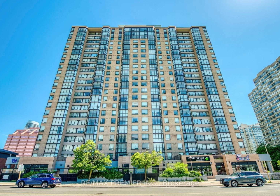 285-enfield-place-mississauga-ontario-w13453860