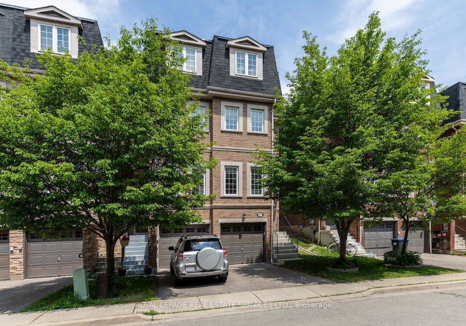 435-hensall-circle-mississauga-ontario-w13453862