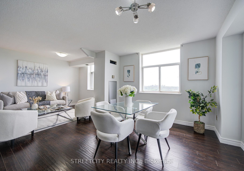3559-eglinton-avenue-w-north-york-ontario-w13453912