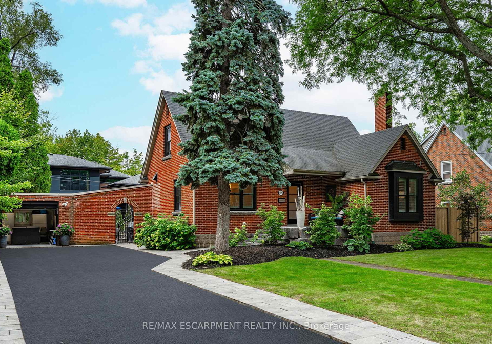 1390-halifax-place-burlington-ontario-w13453996