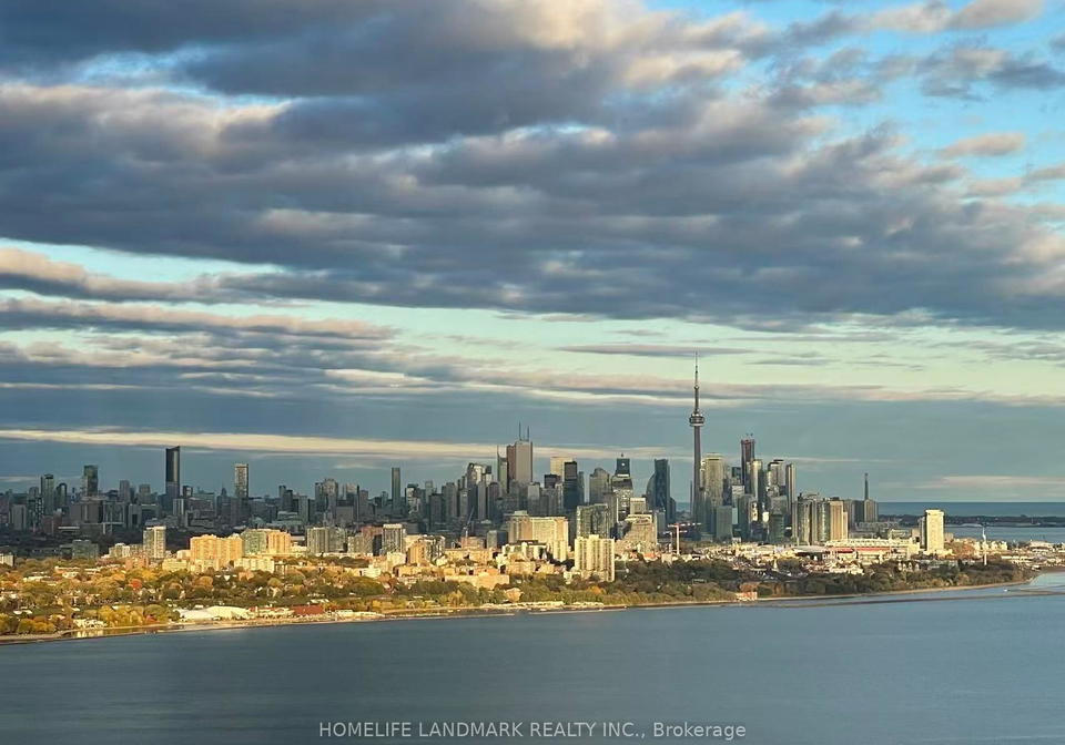 30-shore-breeze-drive-etobicoke-ontario-w13454086