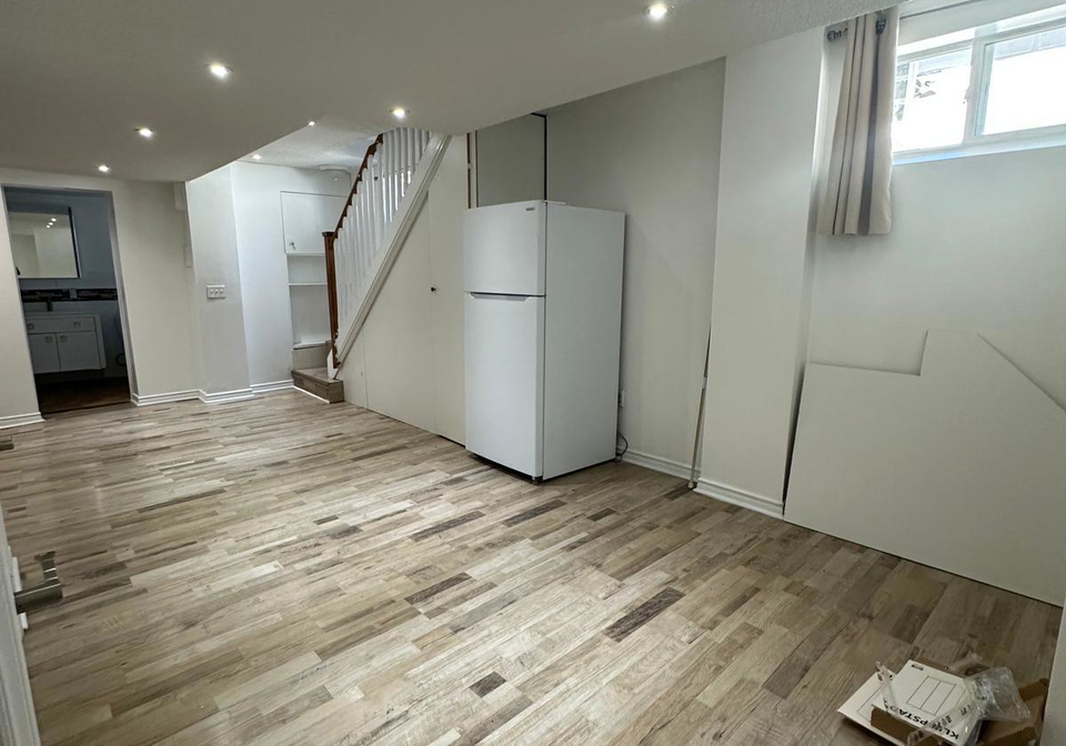 1106-haig-boulevard-mississauga-ontario-w13454108