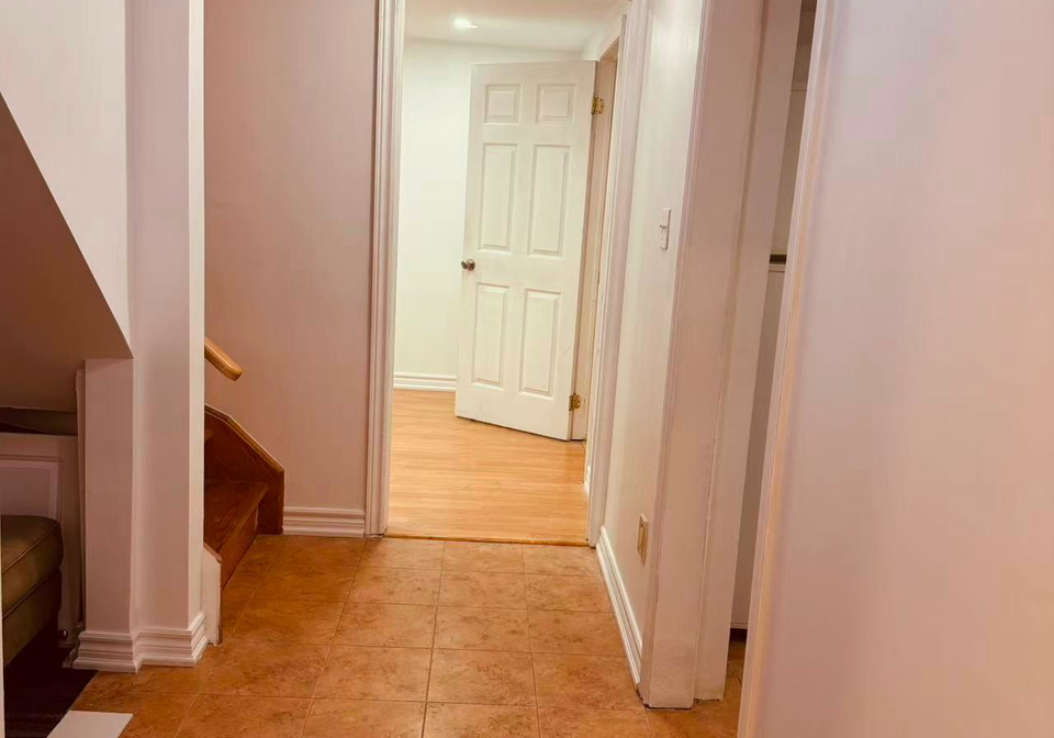 199-hillcrest-lower-avenue-mississauga-ontario-w13454296