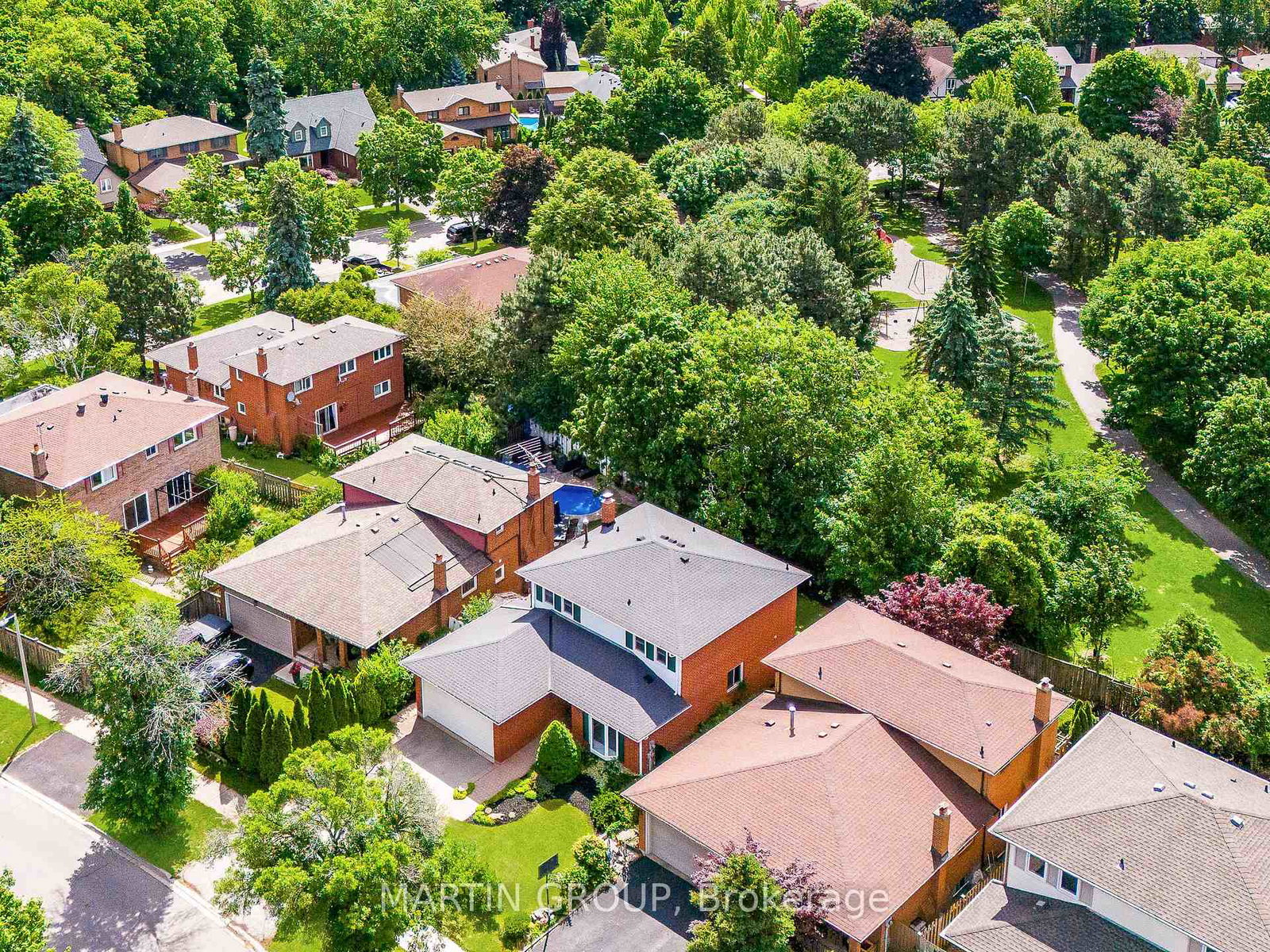 1456-harmsworth-square-oakville-ontario-w13454398