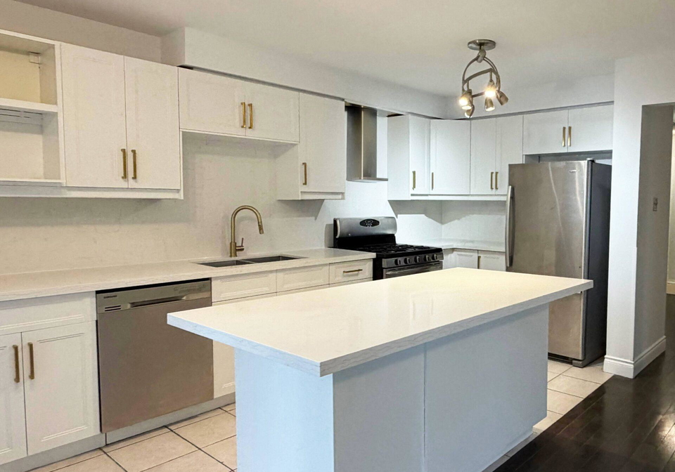 7176-harding-crescent-mississauga-ontario-w13454472
