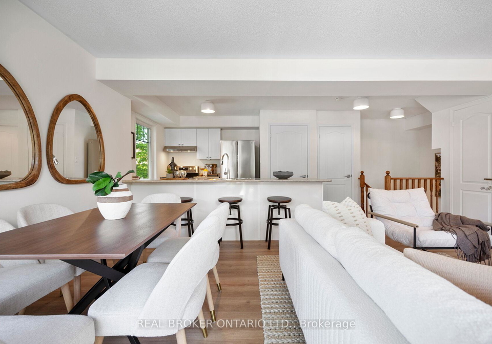 50intrepid-drive-mississauga-ontario-w13454598