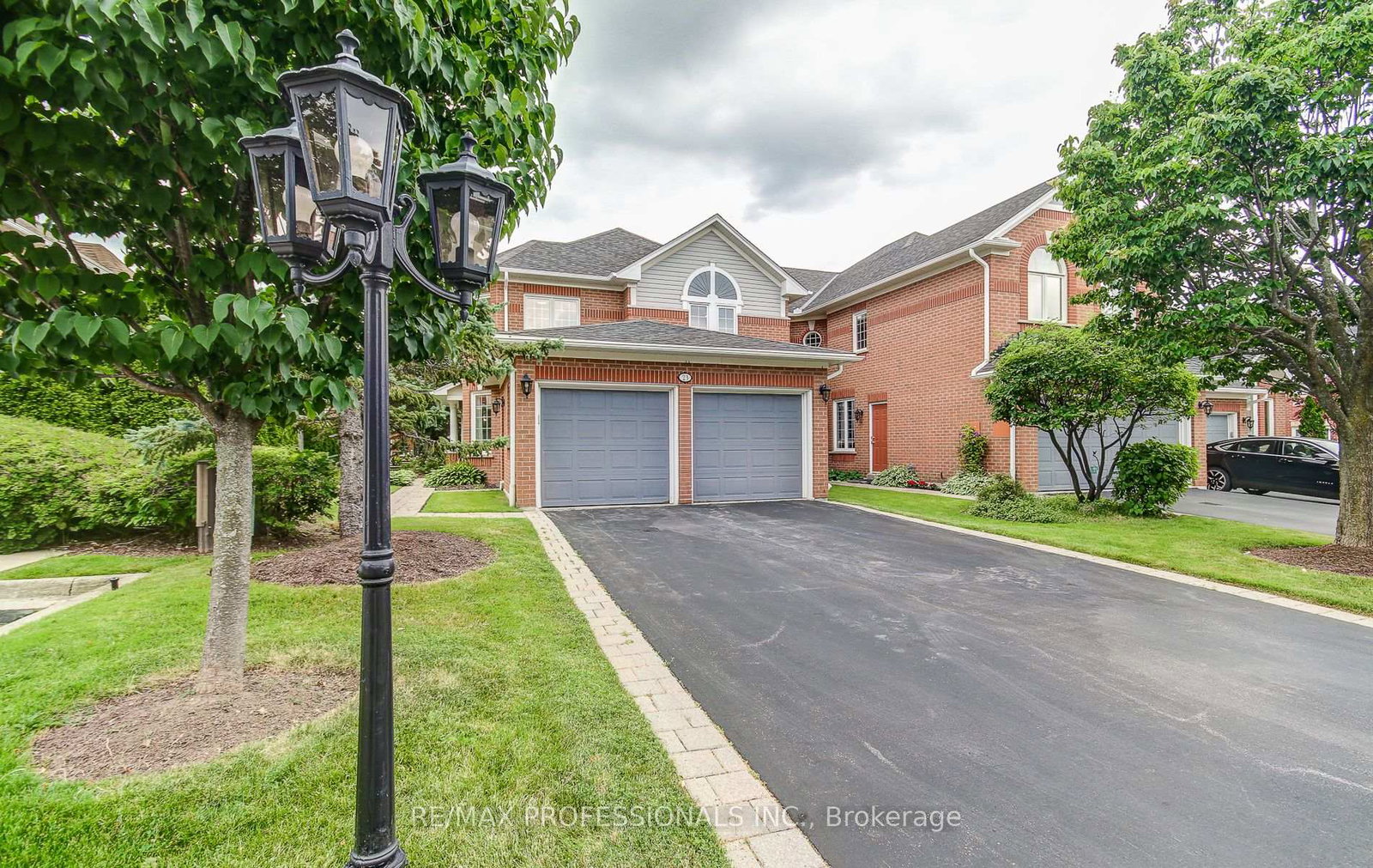 2145-country-club-drive-e-burlington-ontario-w13454758
