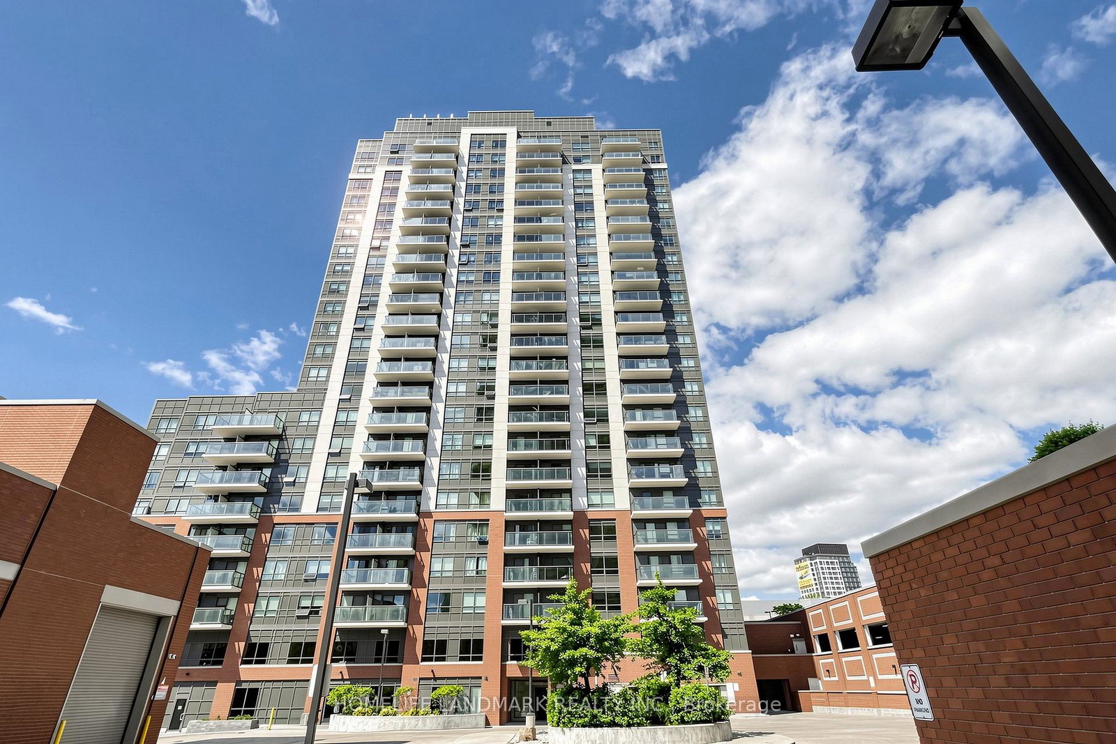 1420-dupont-street-toronto-ontario-w13454778