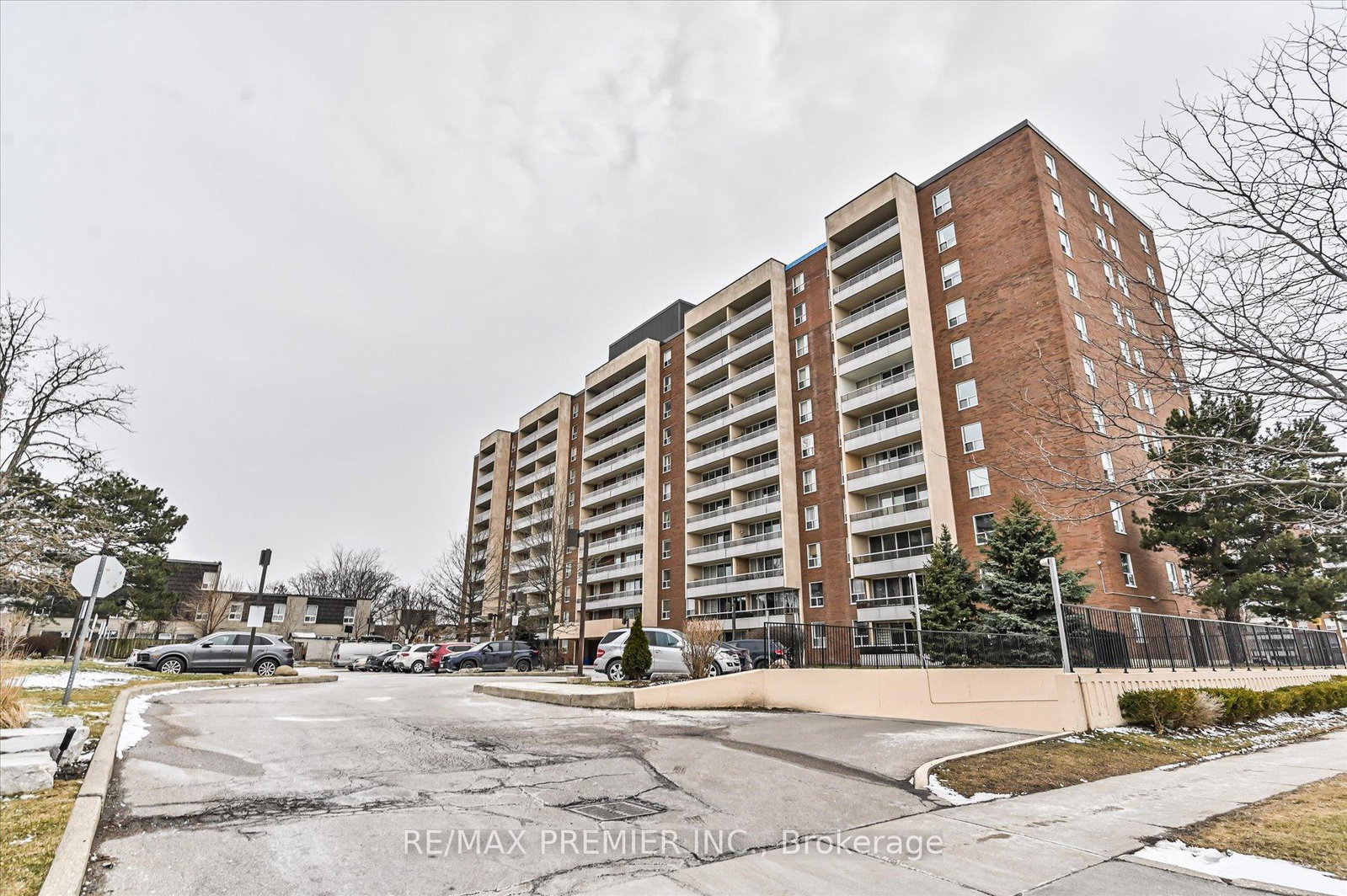 25-four-winds-drive-york-ontario-w13455090