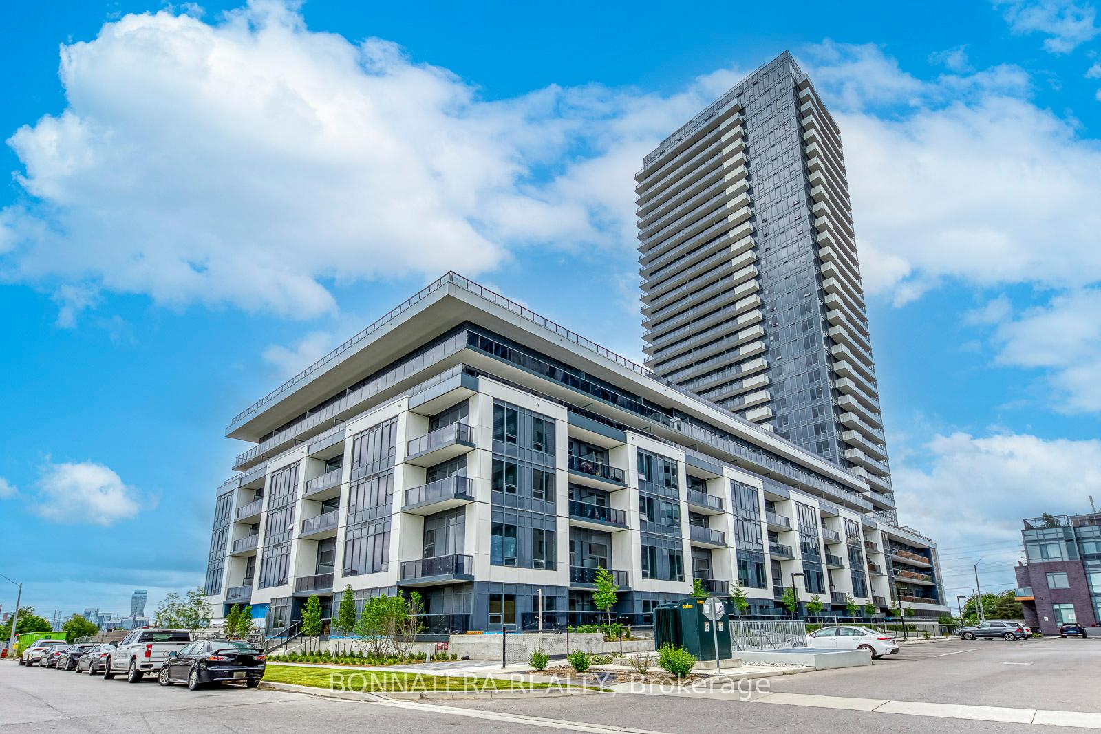 5105-hurontario-street-mississauga-ontario-w13455120