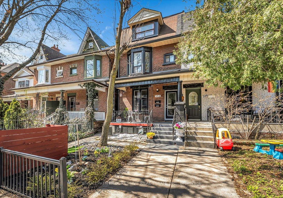 332-delaware-avenue-toronto-ontario-w13455128