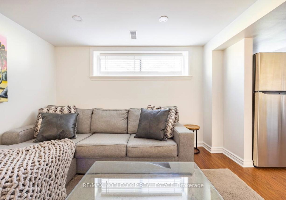 4230-bloor-street-w-etobicoke-ontario-w13455146