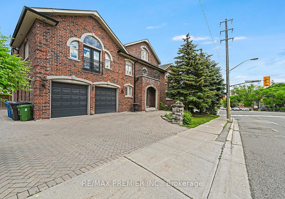 916-scarlett-road-etobicoke-ontario-w13455186