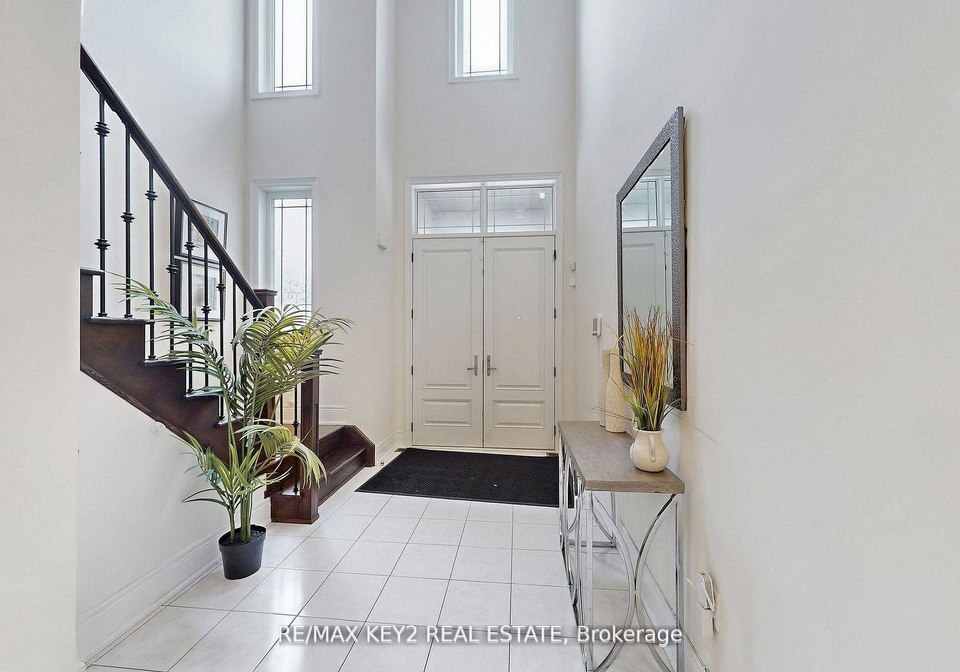 10-lyle-way-brampton-ontario-w13455196
