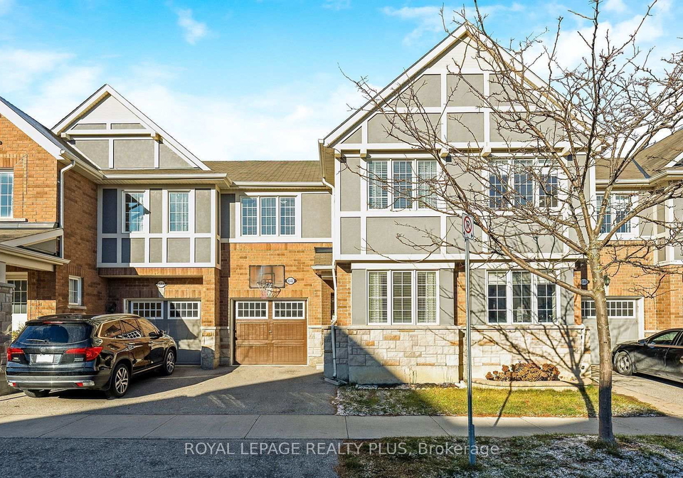 1542-gainer-crescent-milton-ontario-w13455444