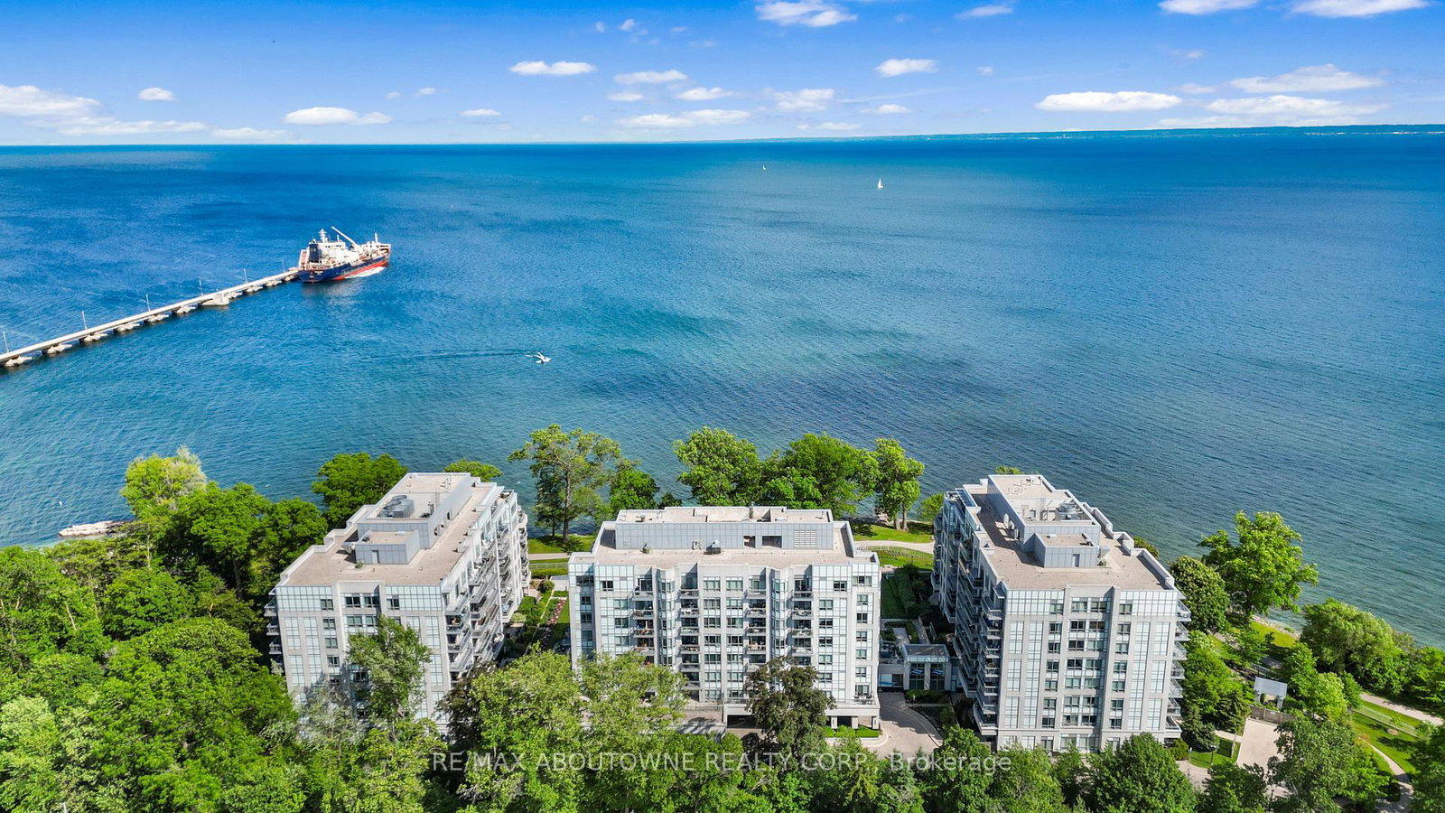 3500-lakeshore-road-w-oakville-ontario-w13455778