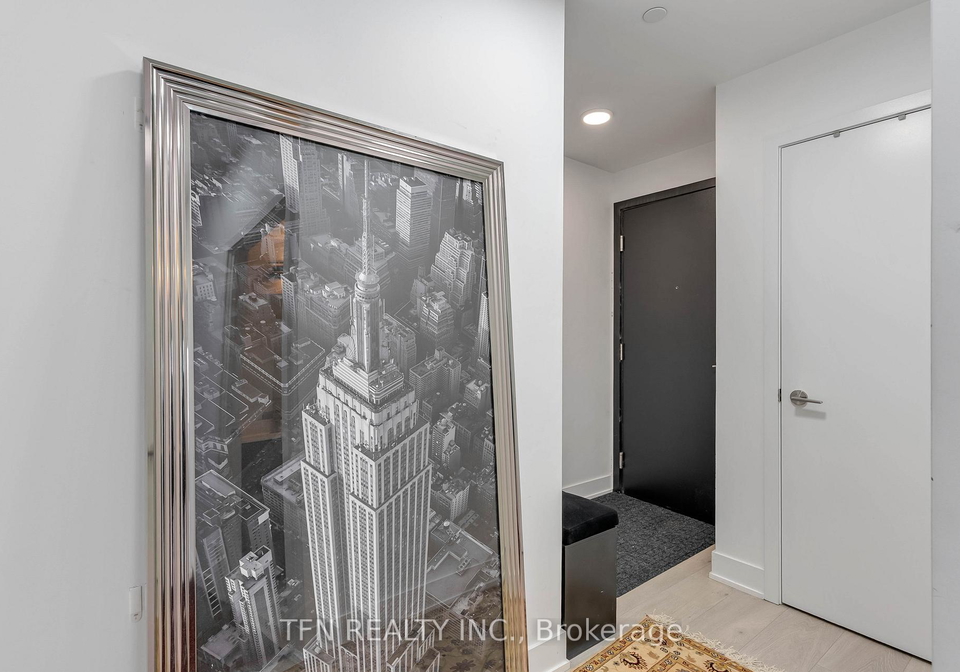 20-shore-breeze-drive-s-etobicoke-ontario-w13455872