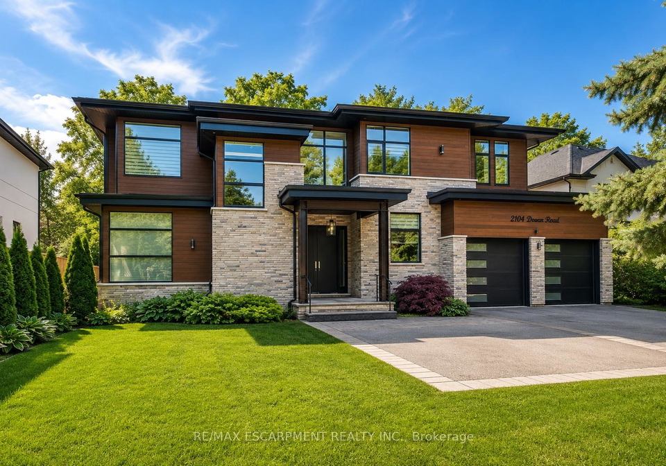 2104-devon-road-oakville-ontario-w13456410