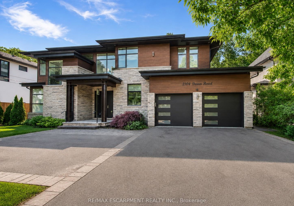 2104-devon-road-oakville-ontario-w13456410